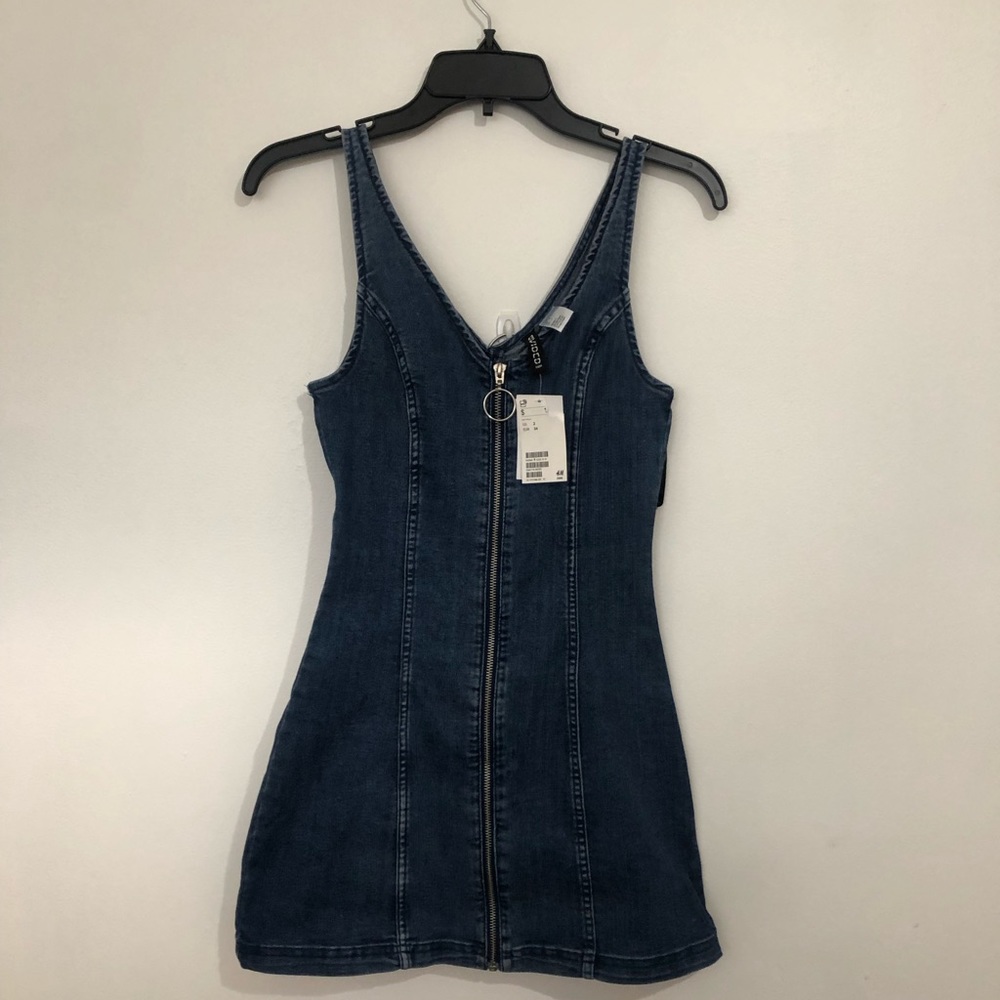 Mini Jeans/ denim Zip-Up Dress!